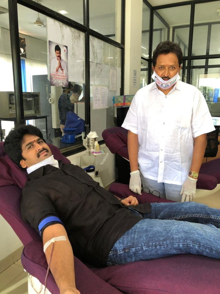 Director Sridhar, the young director who received the call of megastar Chiranjeevi, donated blood at Chiranjeevi Blood Bank