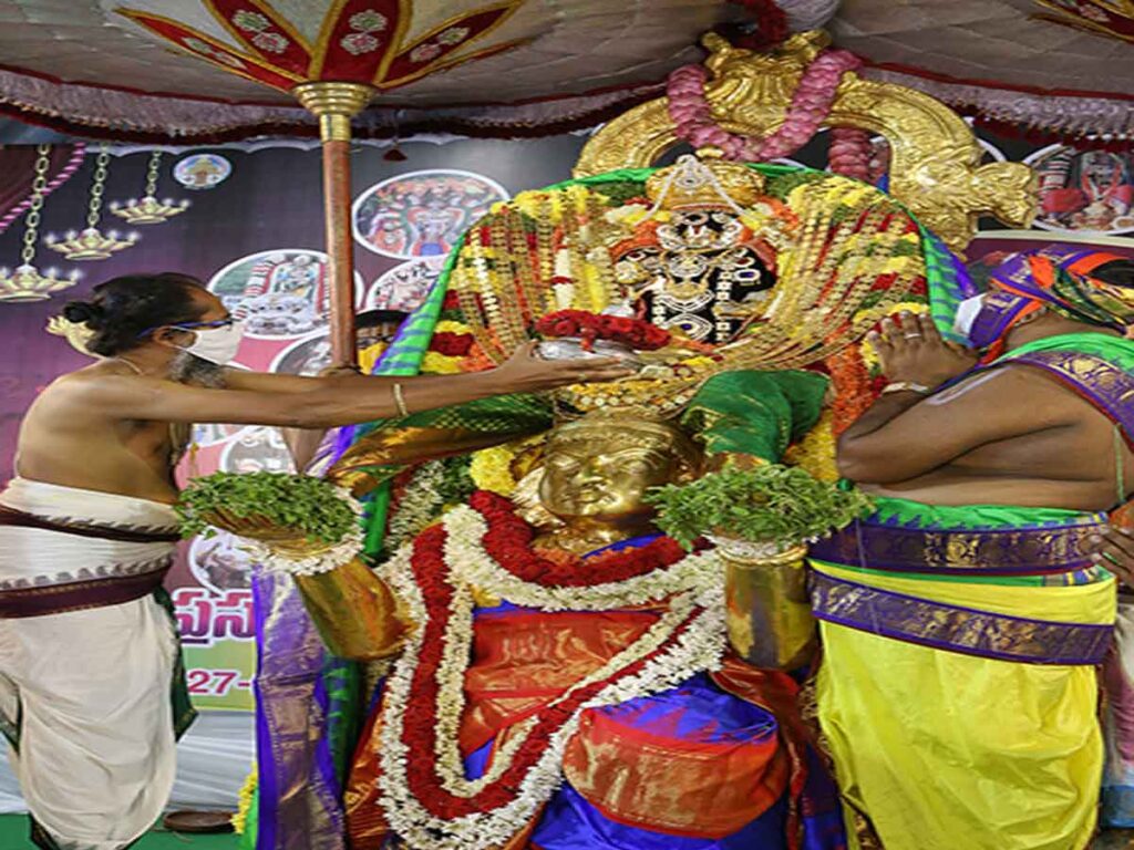 Sri Prasanna Venkateswara Swamy GARUDA VAHANA NARAYANA