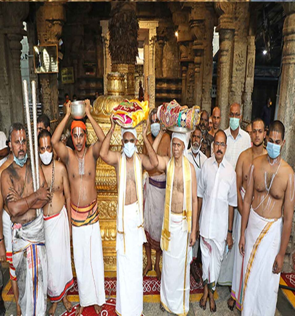 KOIL ALWAR TIRUMANJANAM FOR ANIVARA ASTHANAM HELD