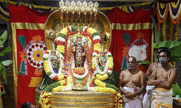 SAKSHATKARA VAIBHAVAM COMMENCES IN SKVST