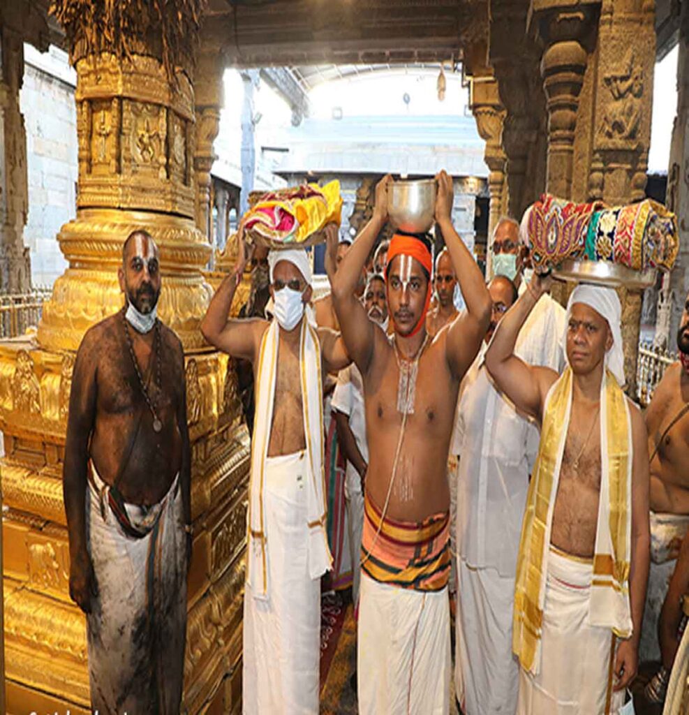 KOIL ALWAR TIRUMANJANAM FOR ANIVARA ASTHANAM HELD