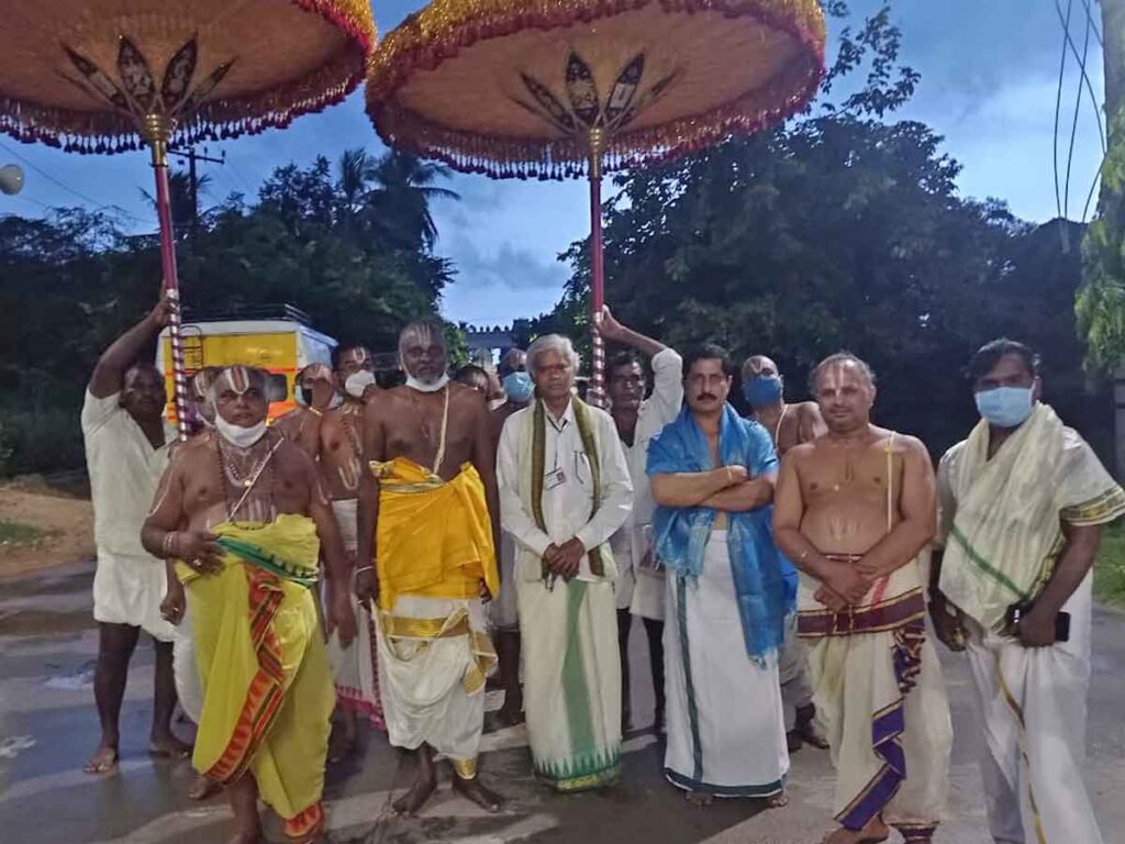 MAHASAMPROKSHANA BEGINS AT KARVETINAGARAM TEMPLE