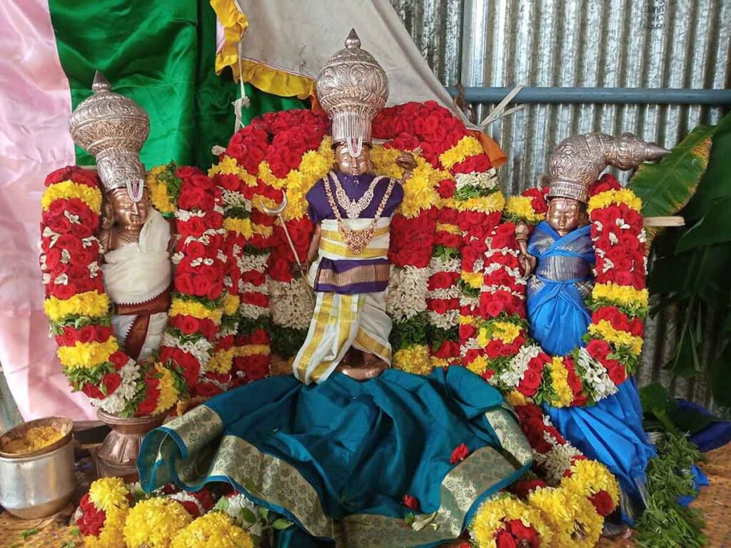 PAVITROTSAVAMS COMMENCES AT VONTIMITTA