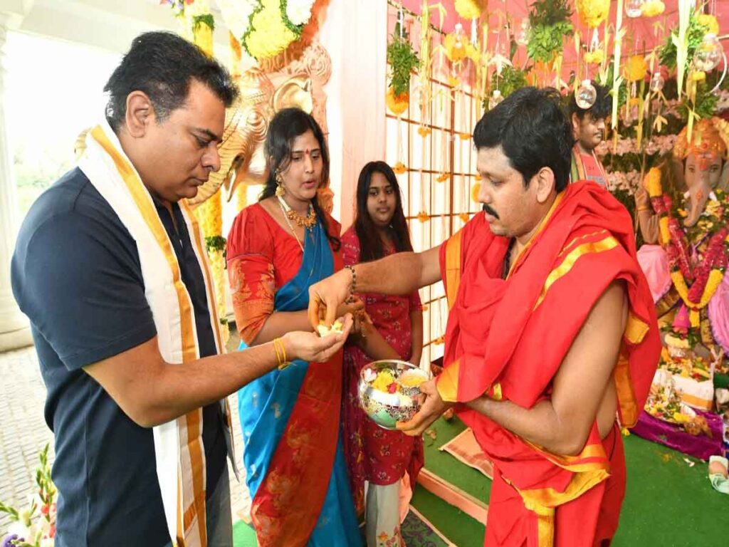 Vinayakachavithi Celebrations in Pragathi Bhavan  