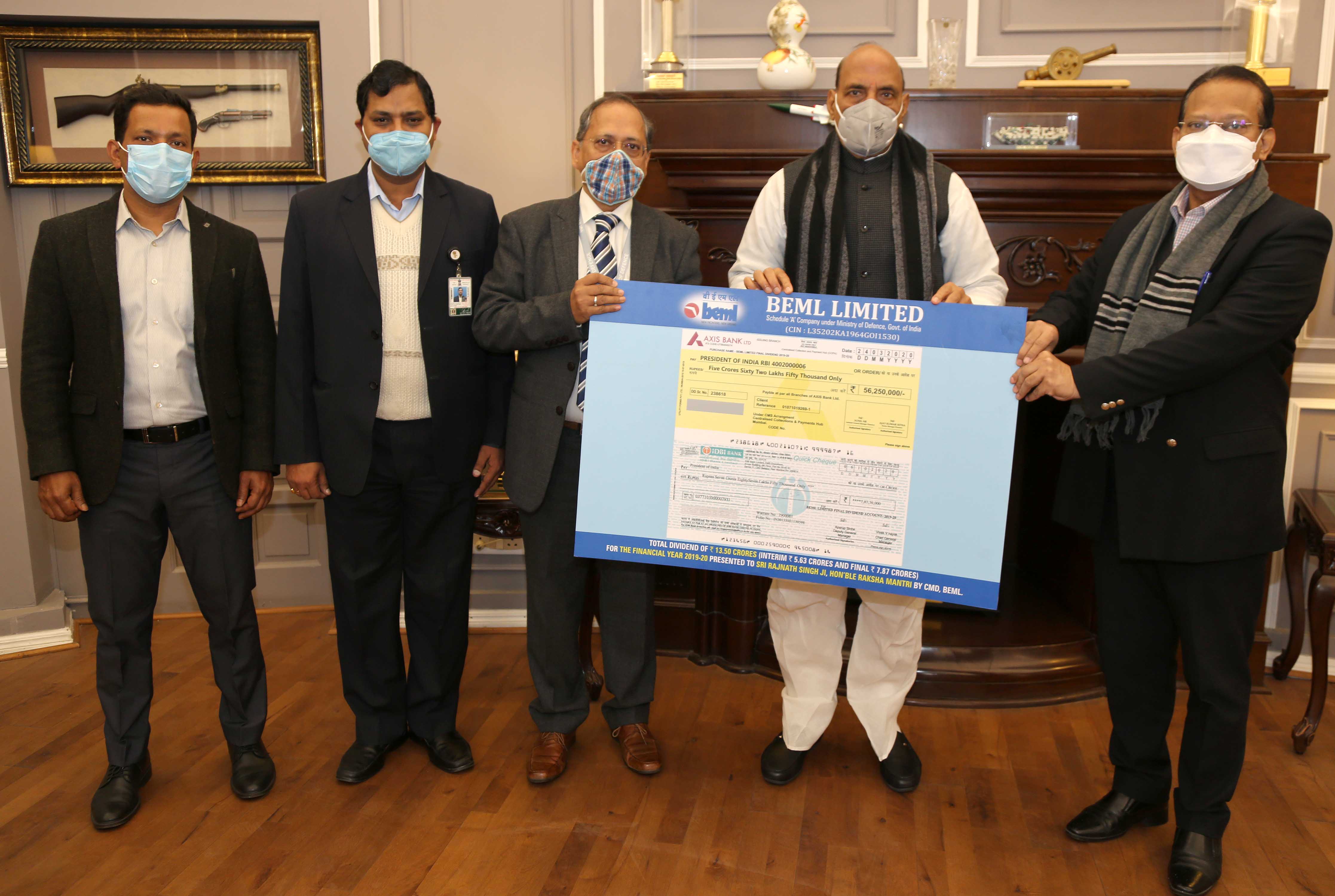 BEML hands over dividend worth Rs 5.625 crore to Raksha Mantri Rajnath Singh
