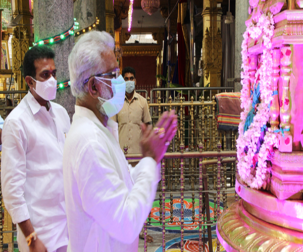 TTD Chairman Sri YV Subba Reddy, Deputy EO Smt Kasturi Bai and others were also present.